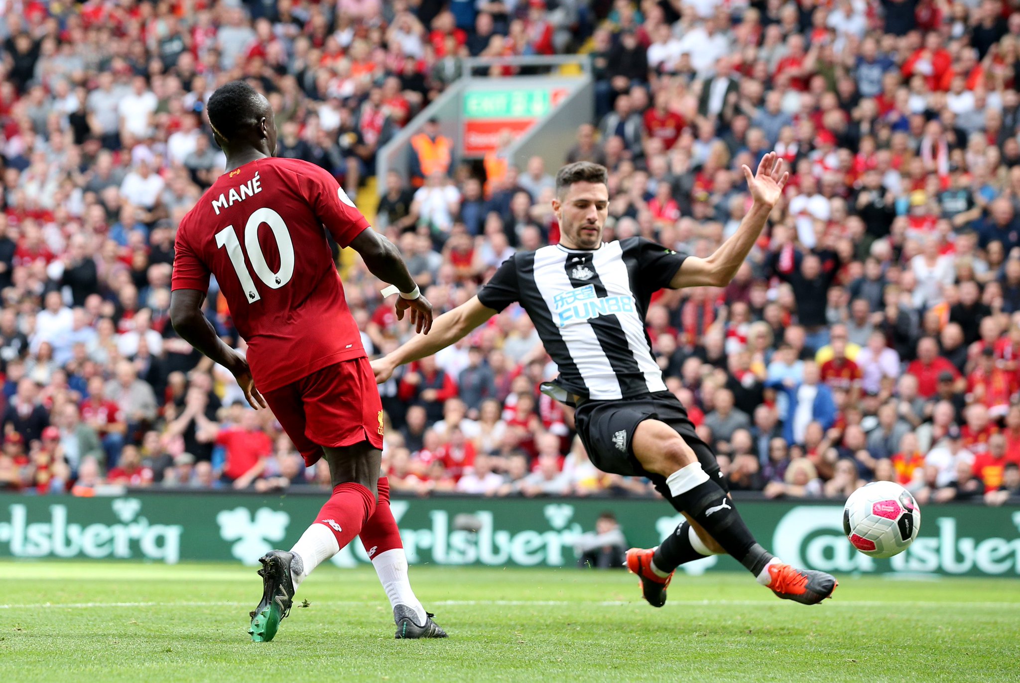 香港明星足 香港明星足